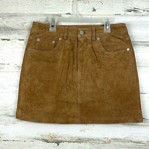 Blank NYC by Free People Women’s 26 Pecan Suede Leather Boho Mini Skirt NEW - Picture 3 of 7